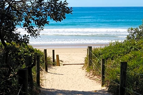 Surf Beach Motel Coffs
