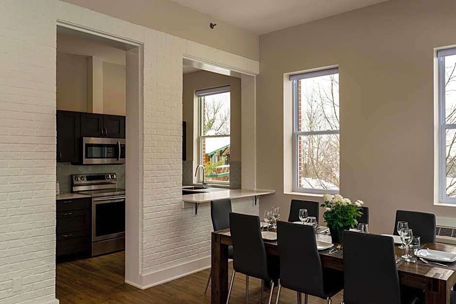 Lake Placid Inn: Main Street