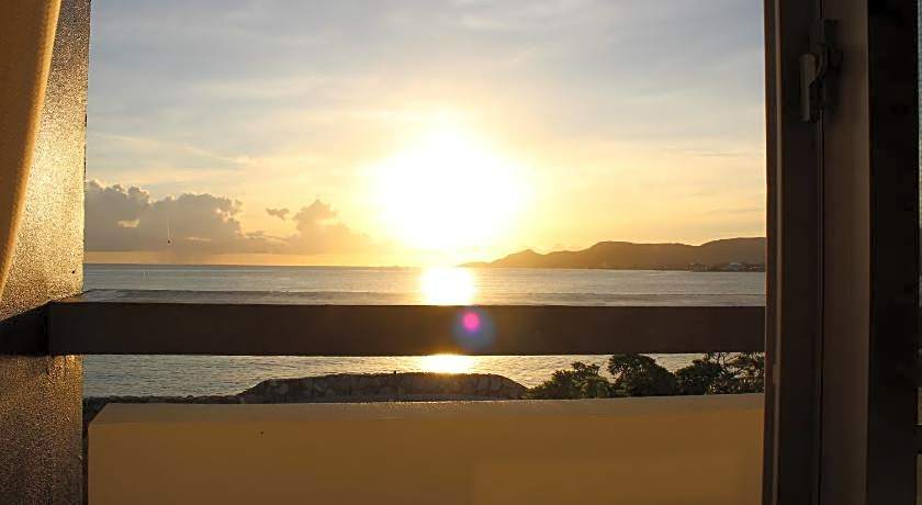 Gate Inn Nago