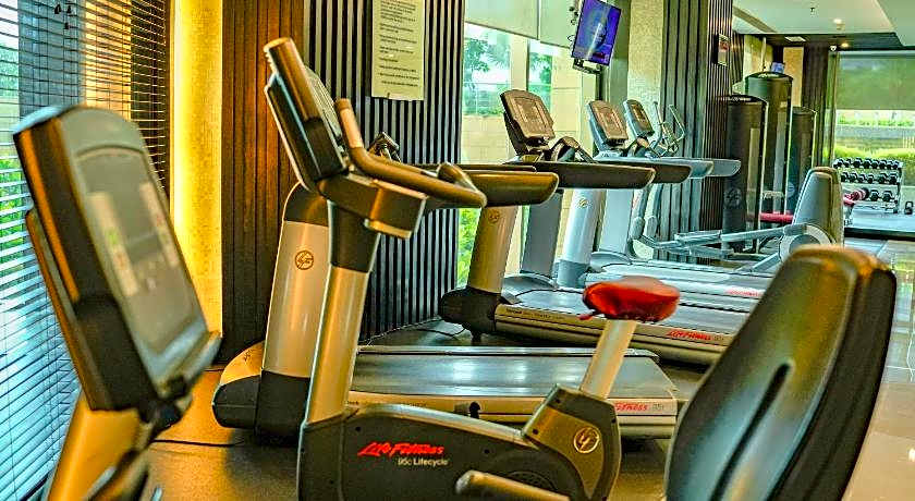 Courtyard by Marriott Gurugram Downtown