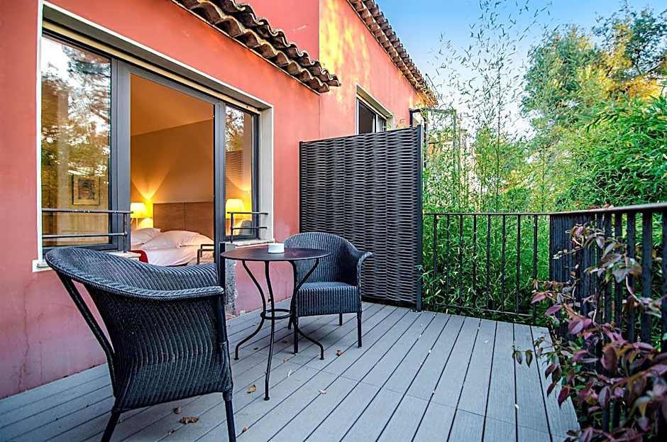 Hotel****Spa & Restaurant Cantemerle