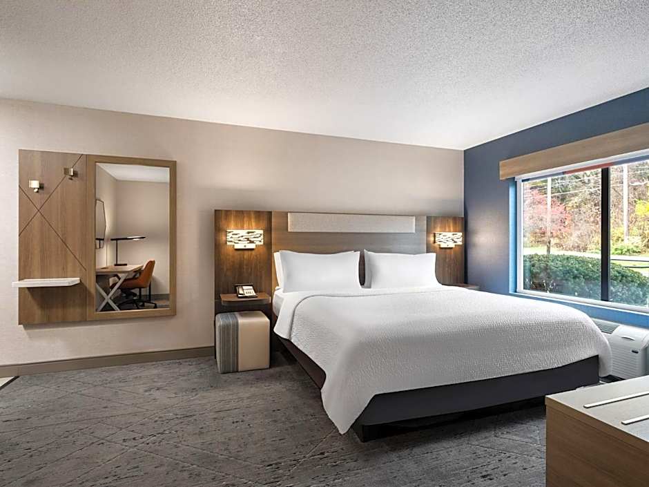 HOLIDAY INN EXPRESS MEADVILLE By IHG