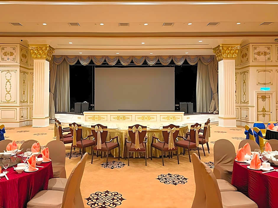 Puteri Wing - Riverside Majestic Hotel