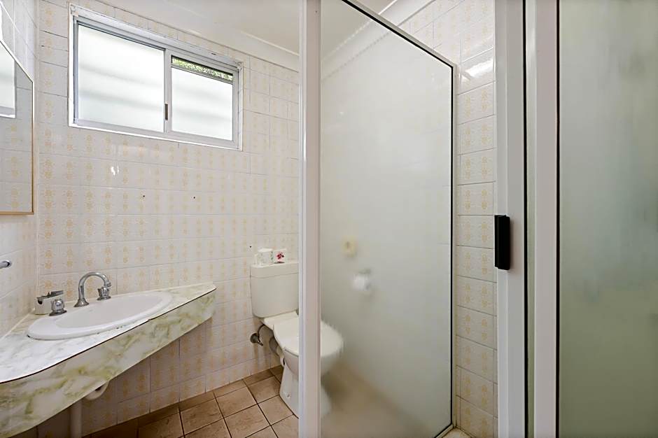 Garden City Motor Inn