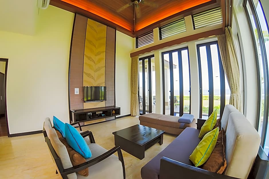 Borneo Beach Villa & Suite