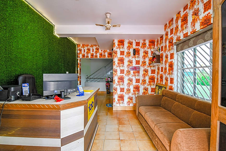 FabHotel Bollywood 2.0 - Nr. Padma Beach