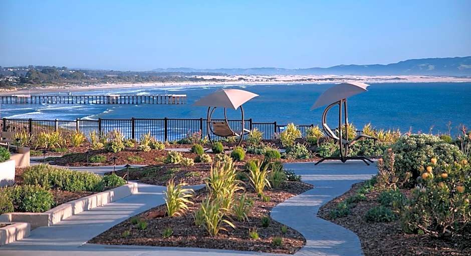 Shore Cliff Hotel