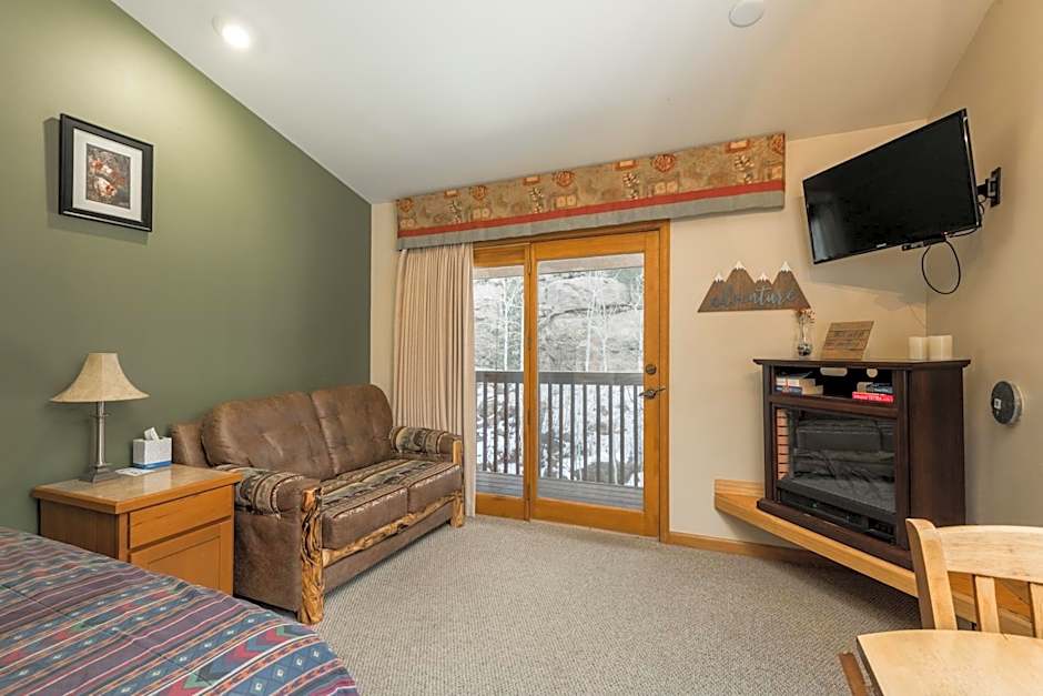 Ponderosa Lodge