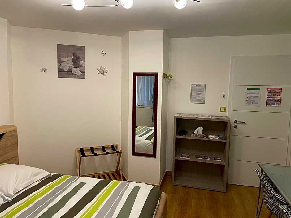 Chambre d'hôtes Au Coeur De NancyB&B