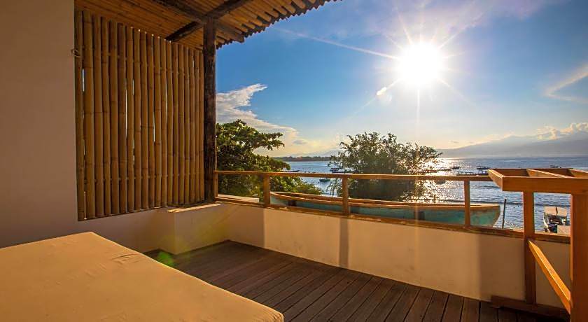 Gili Sands Hotel & Bar