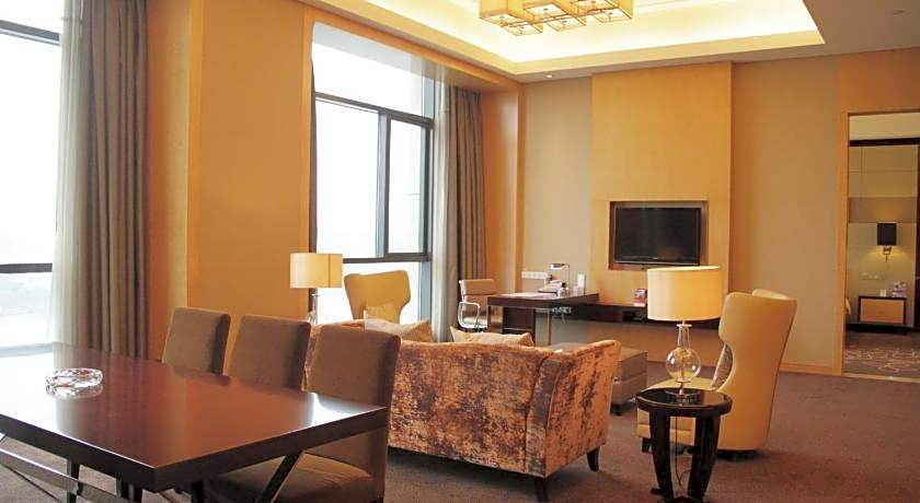 Crowne Plaza Yichang By IHG