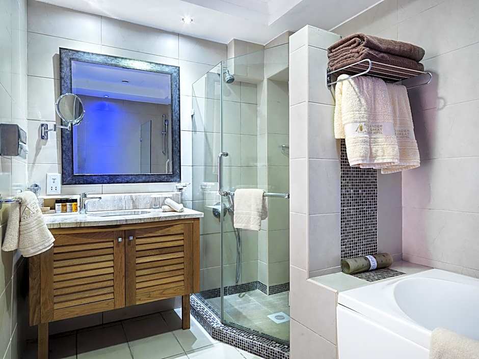 Alexander The Great Beach Hotel