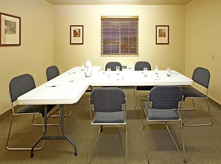 Candlewood Suites Fayetteville By IHG