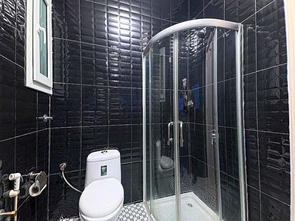 Palette Muscat Al Bayrahaa