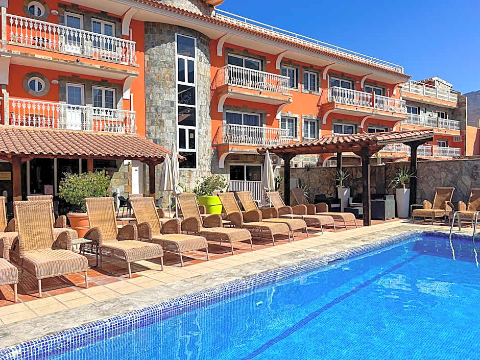 La Aldea Suites