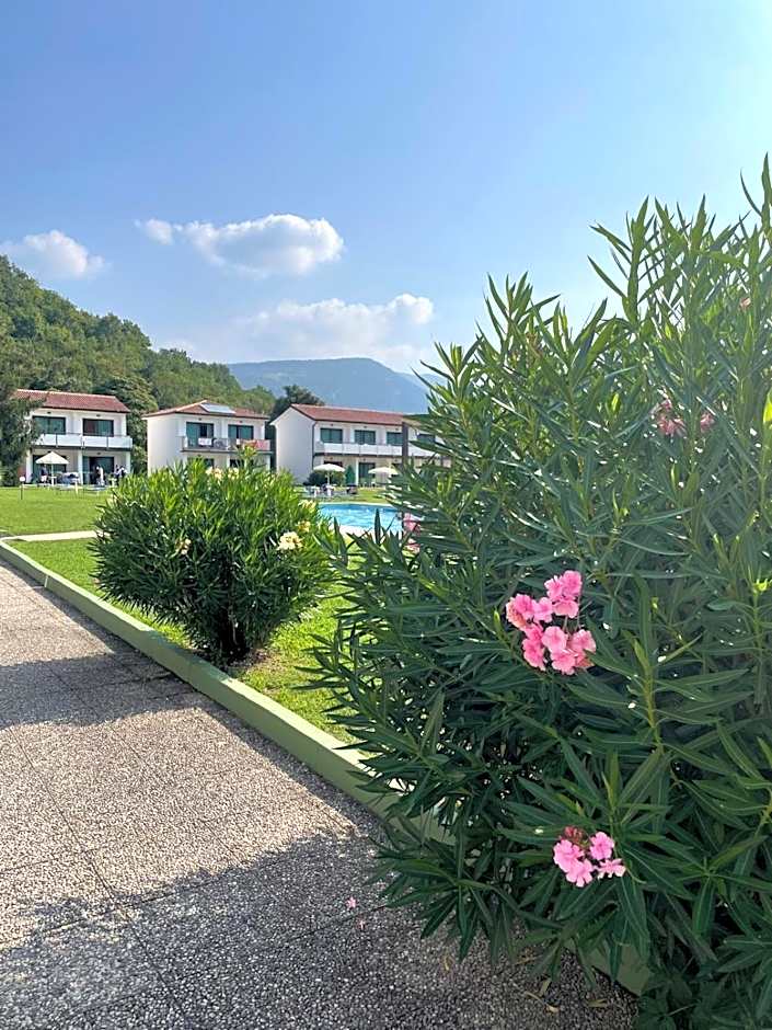 Bran & Denise Residence