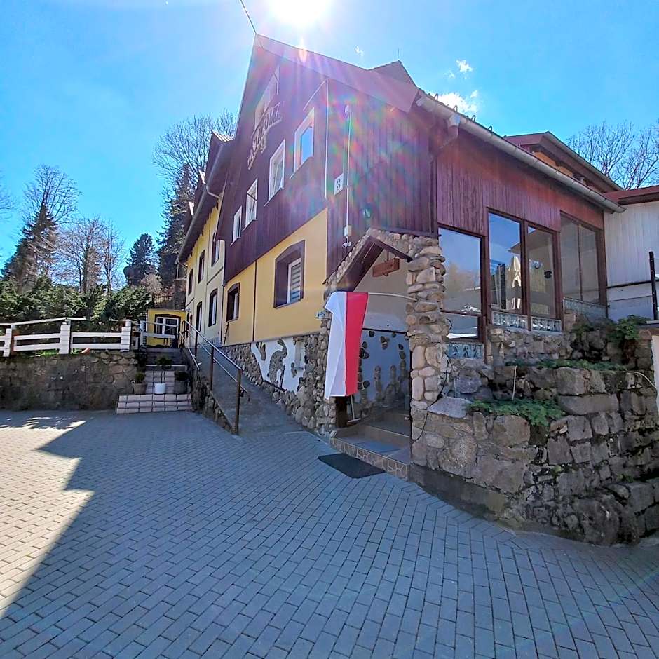 Harmont Montis- dawna Zającówka- IDEALNA lokalizacja - leśna enklawa w centrum miasta! Sauna, masaże, zabiegi spa!