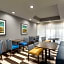 Hampton Inn Appleton-Fox River Mall Area