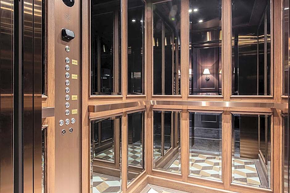 Metropolis Suites Bangkok, Tapestry Collection by Hilton