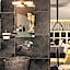 Legend Hôtel Paris