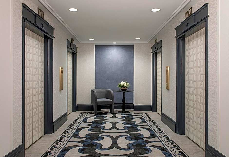 InterContinental Chicago Magnificent Mile By IHG
