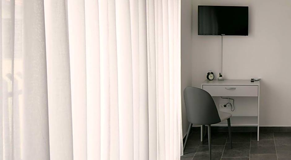 Filipovic rent a car & apartments