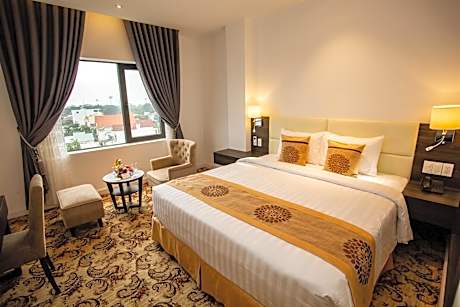 Superior Queen Room