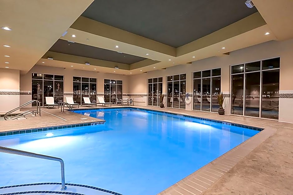 Holiday Inn and Suites East Peoria By IHG