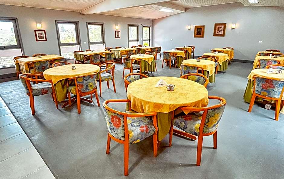 Plaza Inn Week Inn