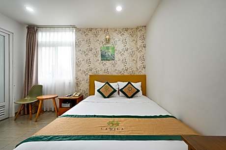 Camila Airport Hotel