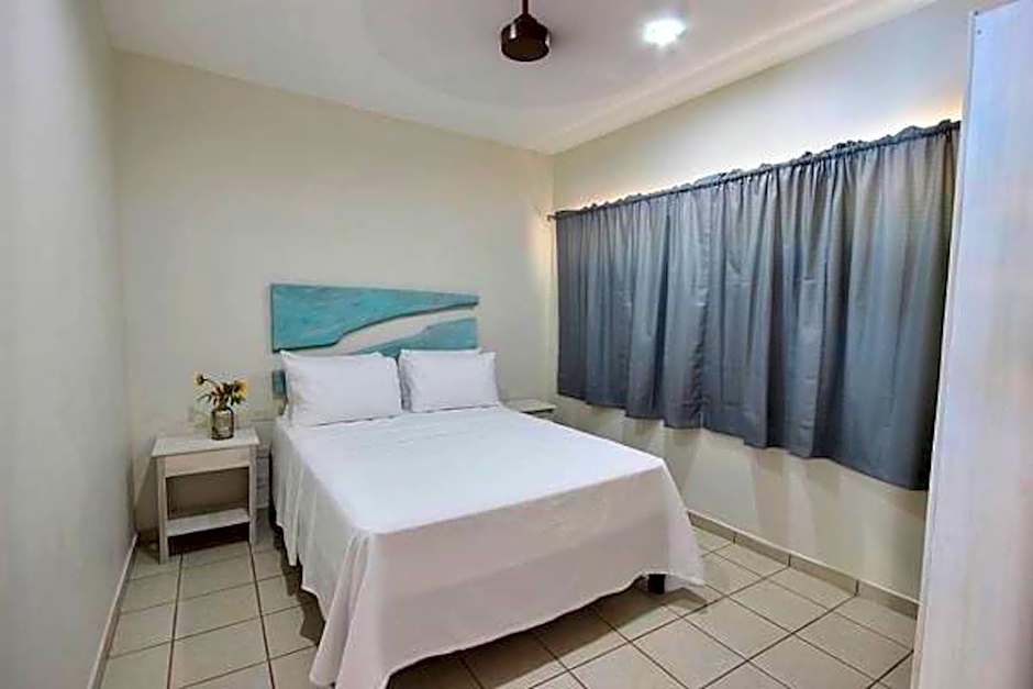 Ten North Tamarindo Beach Hotel
