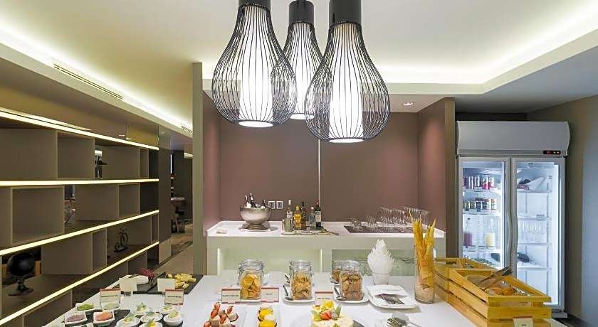 Eastin Grand Hotel Saigon