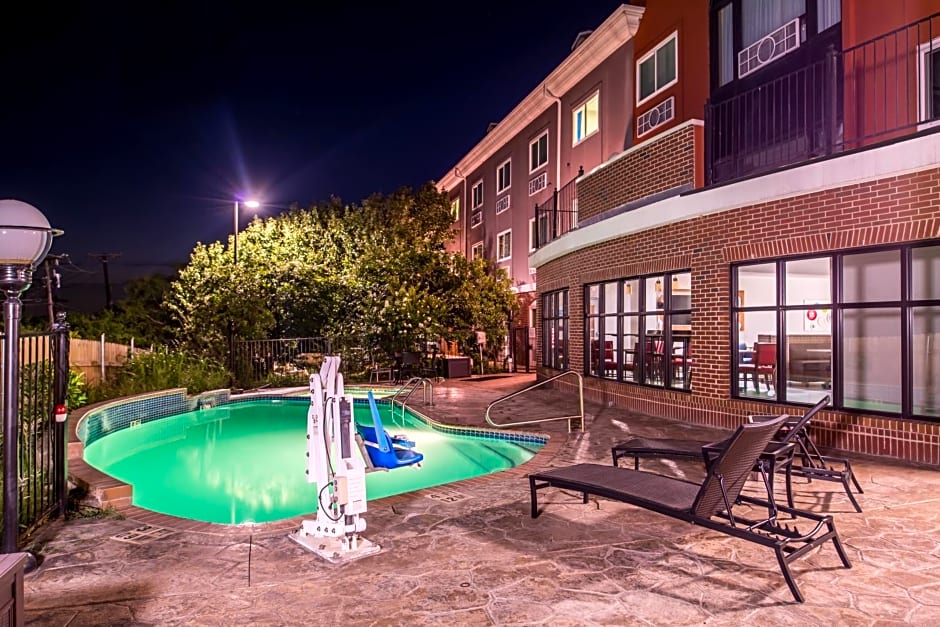 Holiday Inn Express Hotel & Suites Elgin By IHG