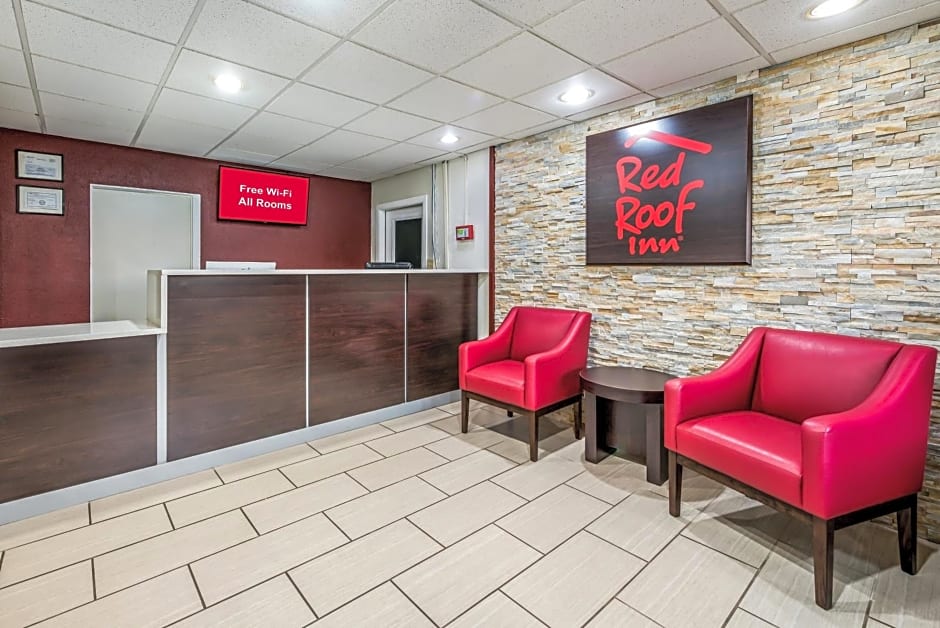 Red Roof Inn & Suites Wapakoneta