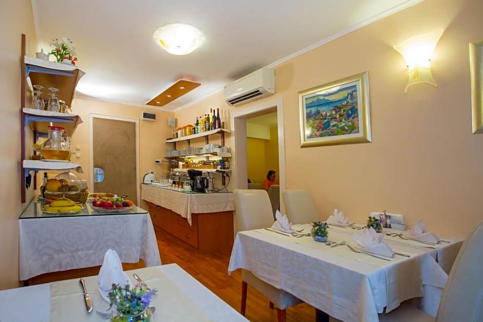 Royal Suites