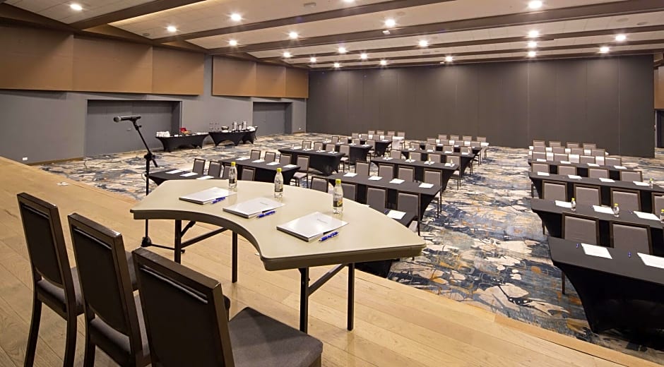 Royalton Blue Waters Autograph All-Inclusive Resor