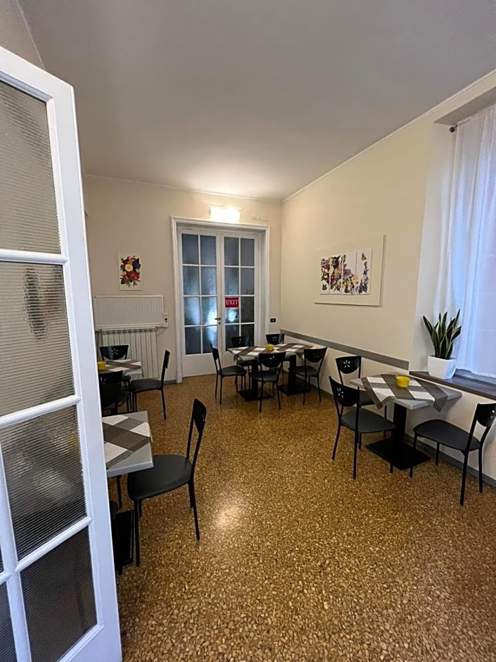 Hotel Cairoli