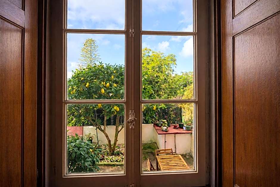Happy Holiday Sintra Guesthouse & Breakfast