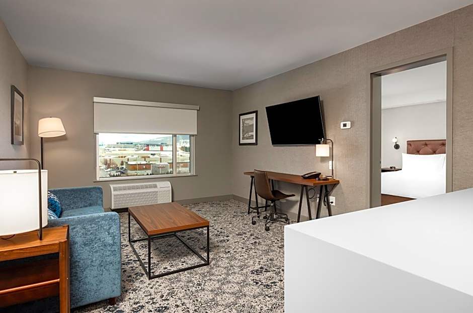 Four Points By Sheraton Kelowna Airport