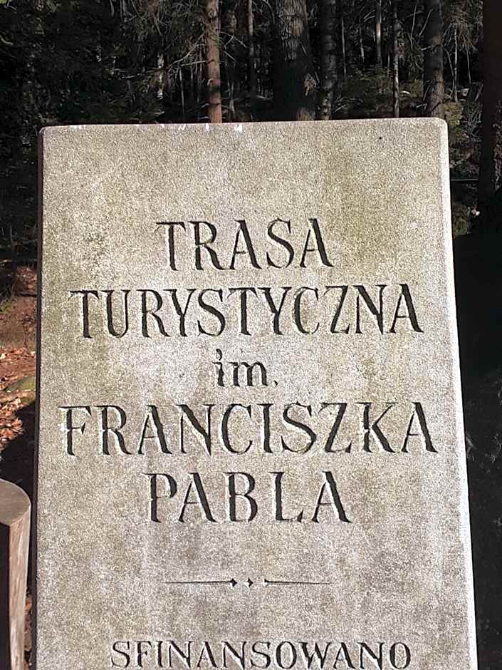 Otulina dom w Górach Stołowych pod Szczelińcem Pogranicze PL-CZ