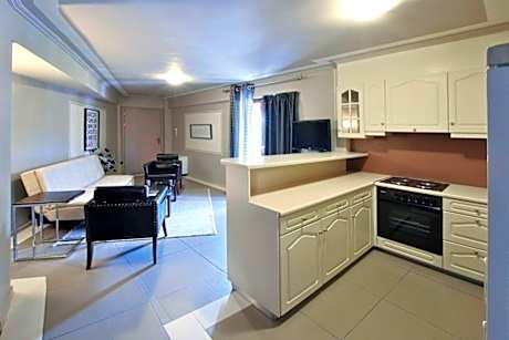 Maniatis Hotels & Resorts