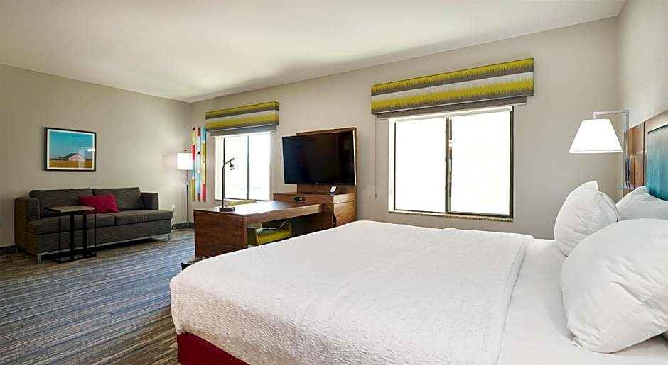 Hampton Inn & Suites Salinas