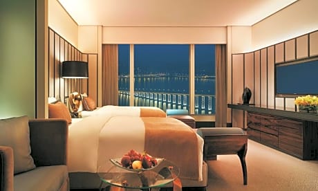Grand Deluxe King or Twin Room with Ocean View with 2 Breakfast