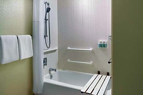Room, 2 Queen Beds