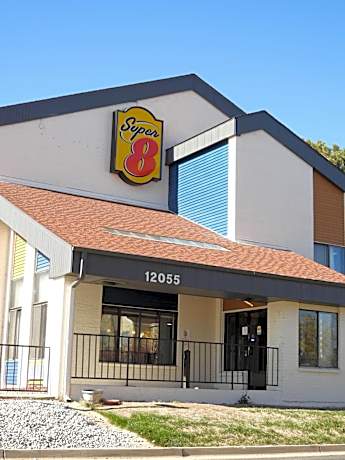Super 8 by Wyndham Westminster Denver North