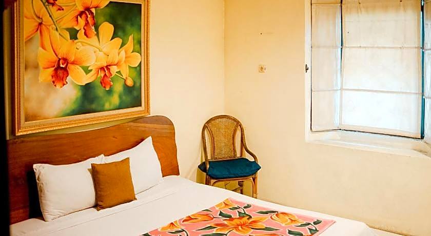 My Cafe Hotel near UGM Yogyakarta Mitra RedDoorz