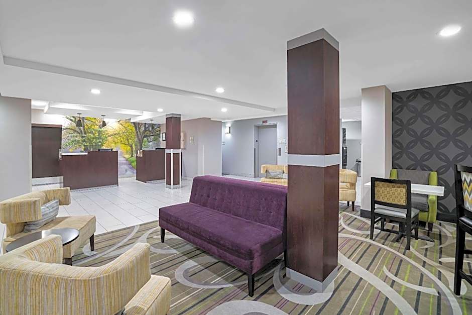 La Quinta Inn & Suites by Wyndham Knoxville North I-75