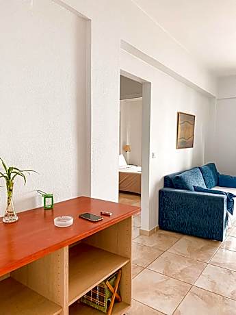 Superior One-Bedroom Apartment