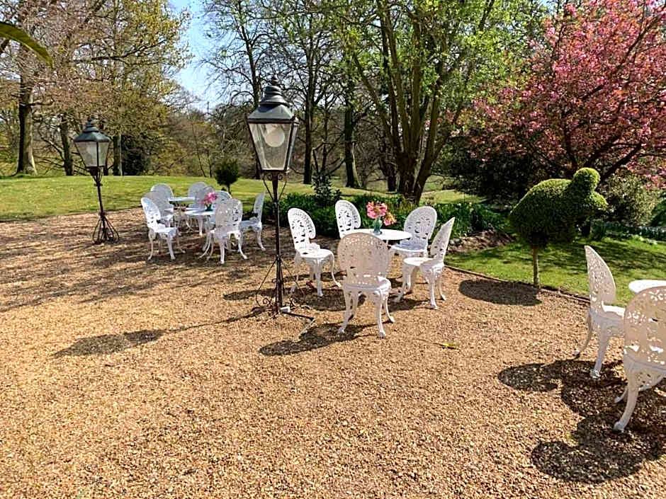 Scarborough Hill Country Inn