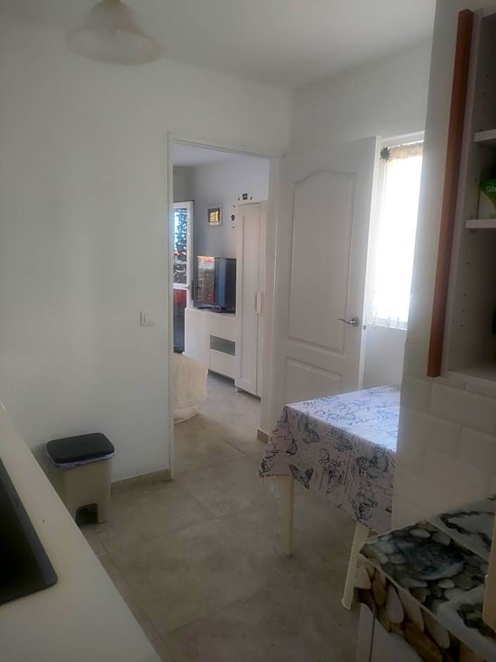 Alba 2 apartamento y Alba 3 habitación con baño
